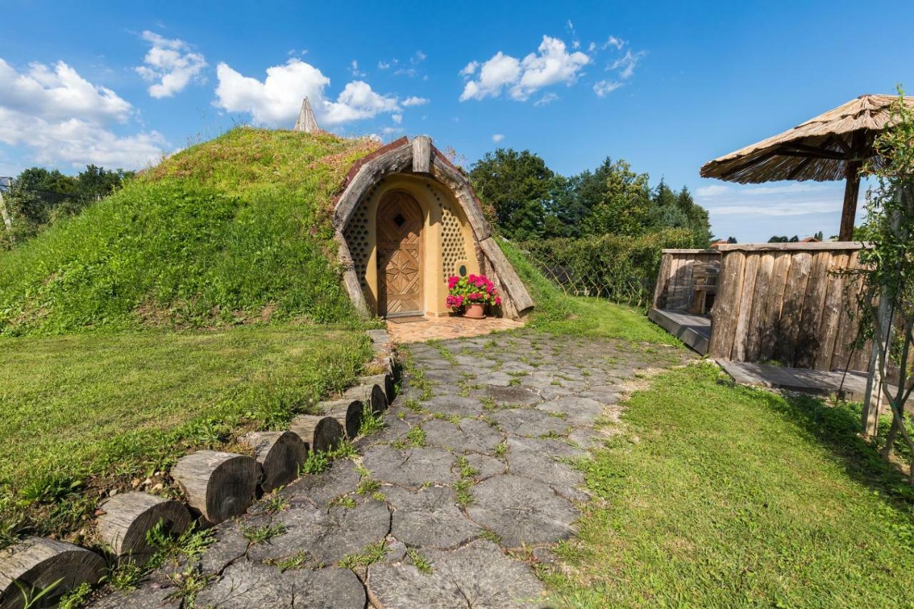 Apartma Zemljanka Ljutomer Kültér fotó